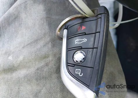 2018 BMW X3 xDrive30I z USA, uszkodzony, nr VIN 5UXTR9C51JLC82858